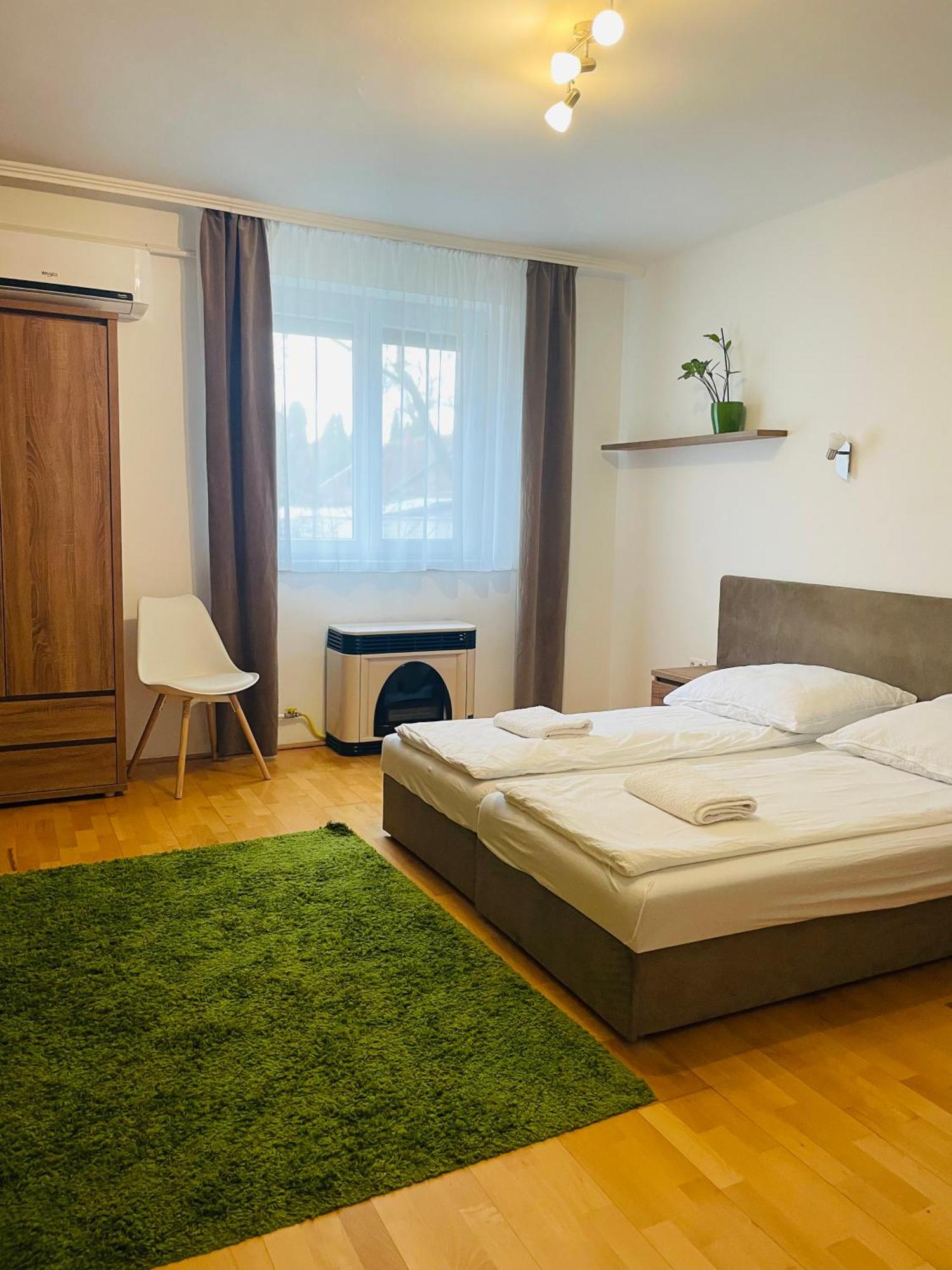 Weninger Studio Apartman 키슈쿤헐러시 외부 사진
