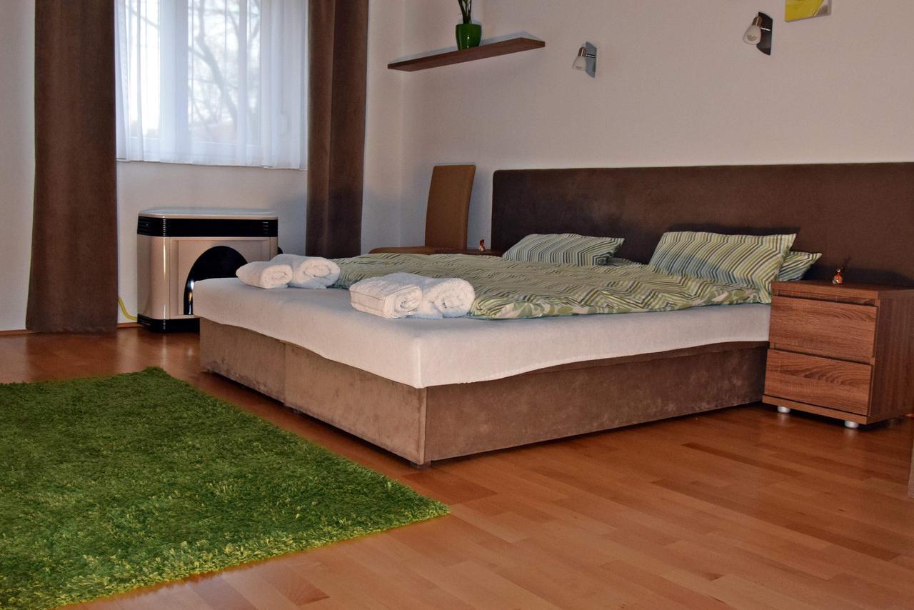 Weninger Studio Apartman 키슈쿤헐러시 외부 사진