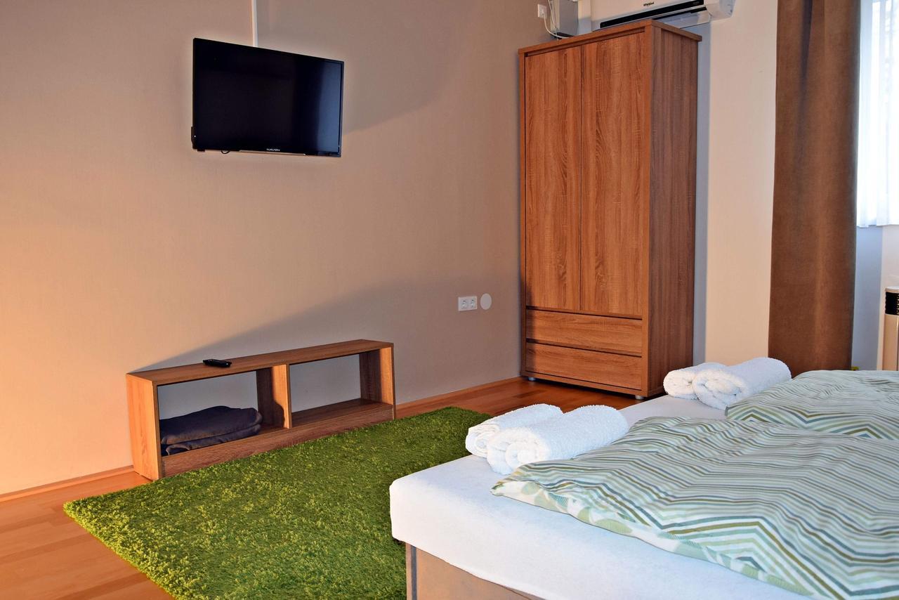 Weninger Studio Apartman 키슈쿤헐러시 외부 사진